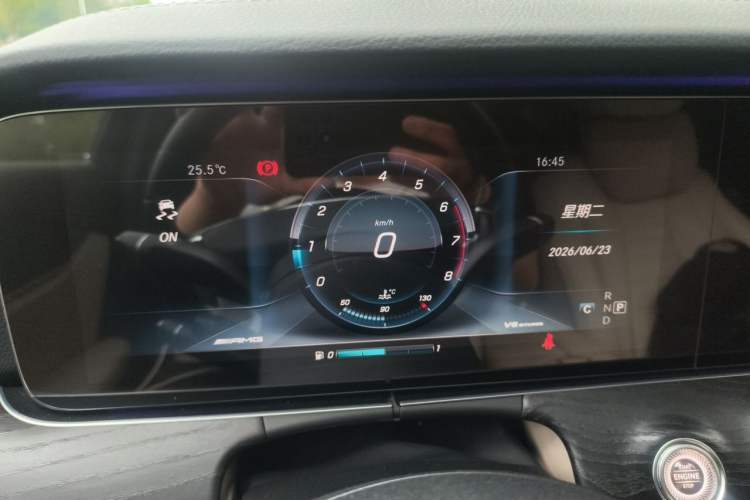 Used Mercedes-Benz E-Class 2016 E 300 L Sport Luxury Model Instrument Cluster