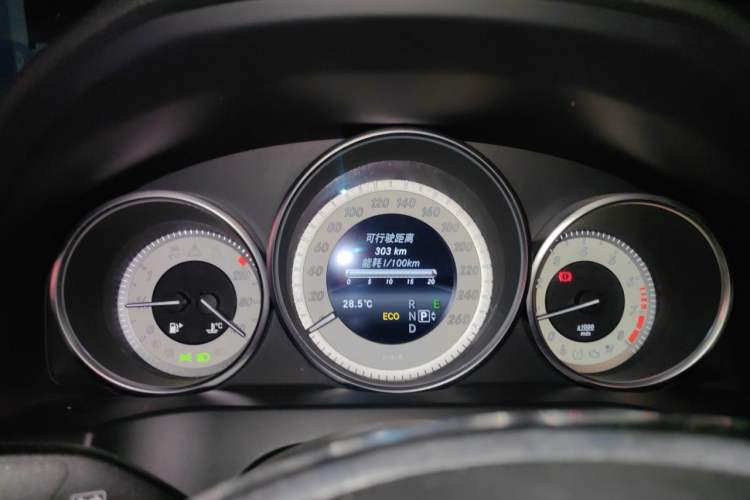 Used Mercedes-Benz E-Class 2016 E 200 Coupe Dynamic Edition Instrument Cluster