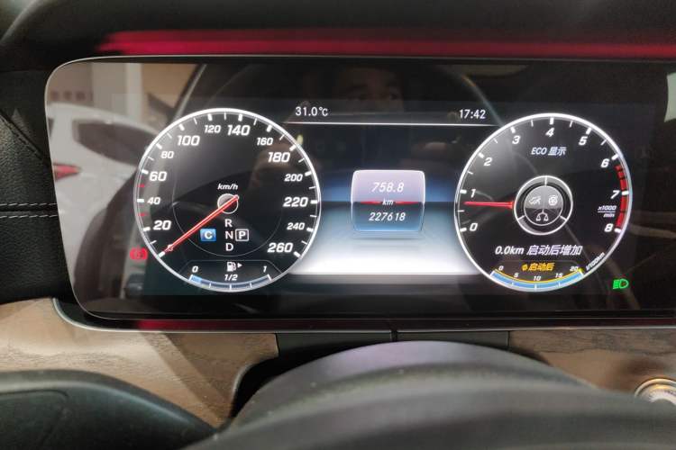 Used Mercedes-Benz E-Class 2016 E 300 L Luxury Model Instrument Cluster