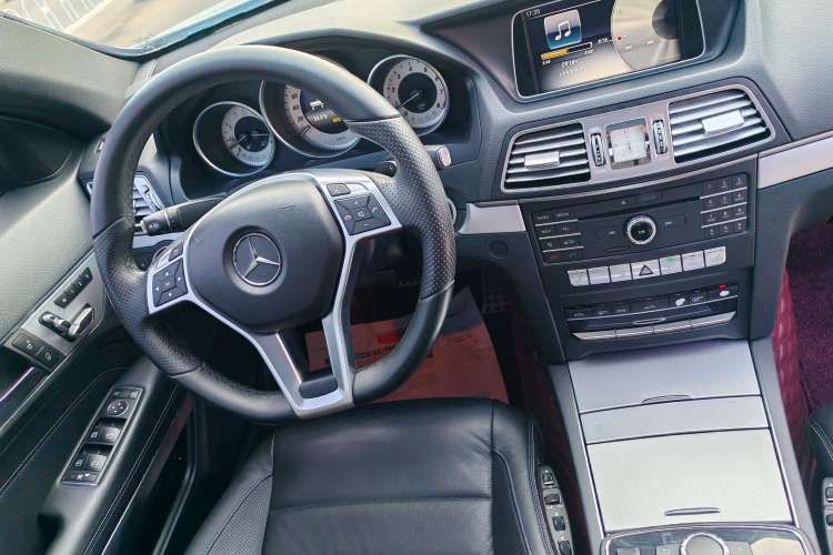 Used Mercedes-Benz E-Class 2016 E 200 Coupe Dynamic Edition Interior 1