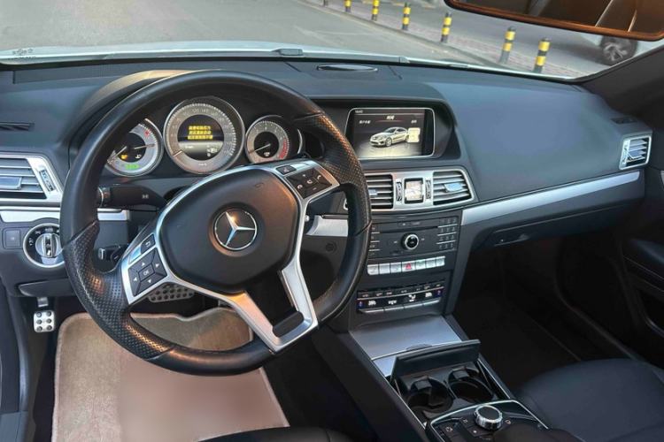 Used Mercedes-Benz E-Class 2016 E 260 Coupe Dynamic Edition Interior 1