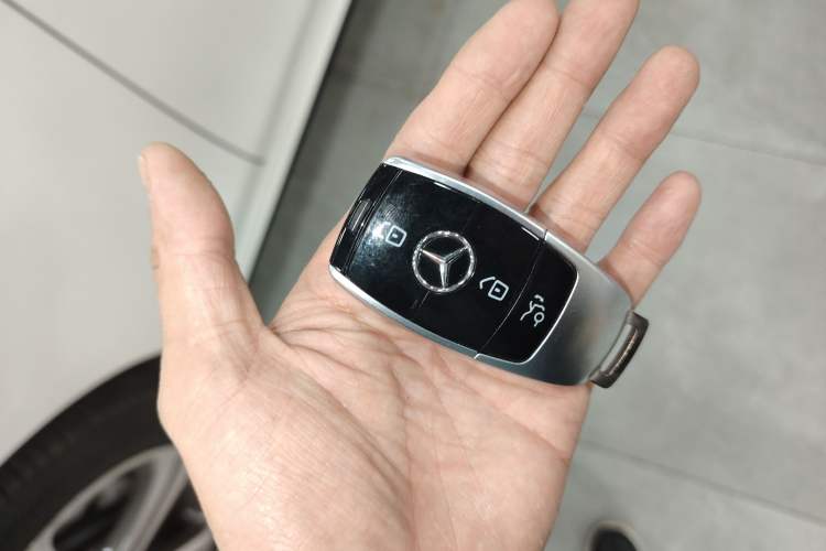 Used Mercedes-Benz E-Class 2016 E 200 L Sport Edition Interior 1