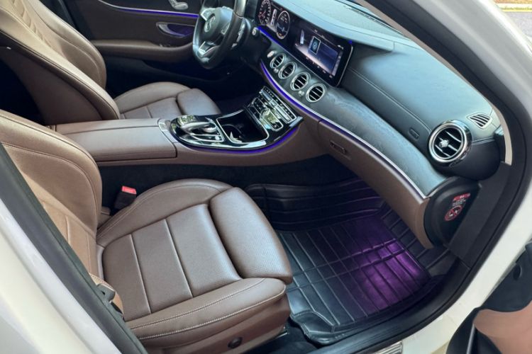 Used Mercedes-Benz E-Class 2016 E 200 L Sport Edition Interior 1