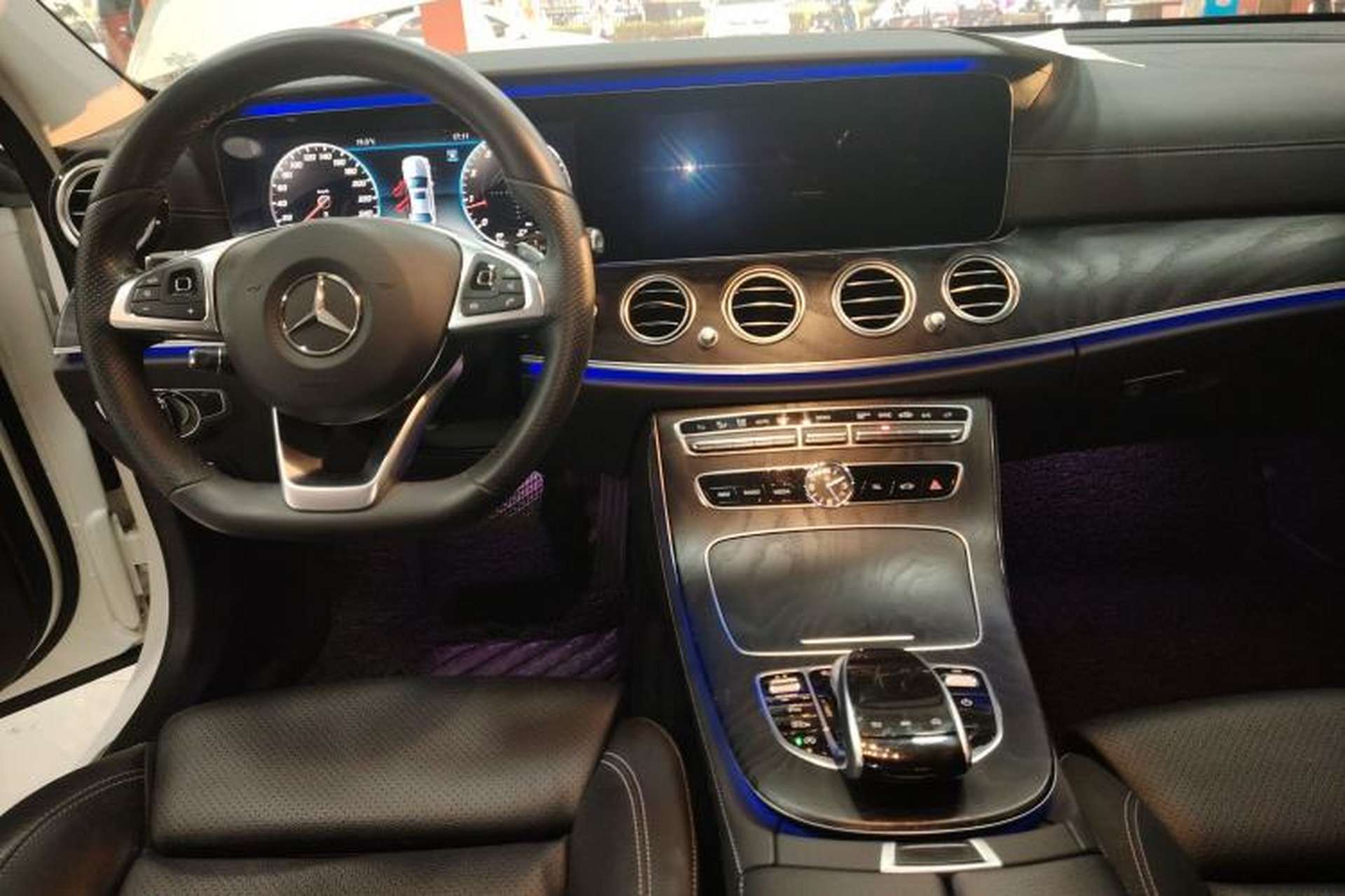 Used Mercedes-Benz E-Class 2016 E 200 L Sport Edition Interior 2