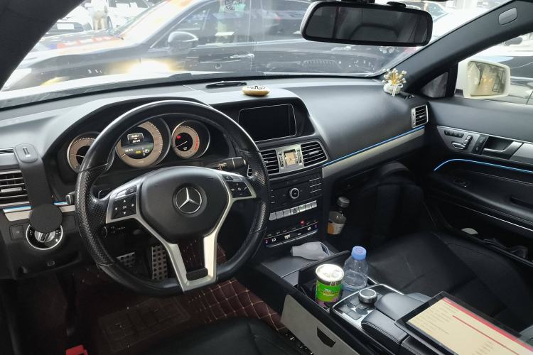 Used Mercedes-Benz E-Class 2016 E 200 Coupe Dynamic Edition Interior 2