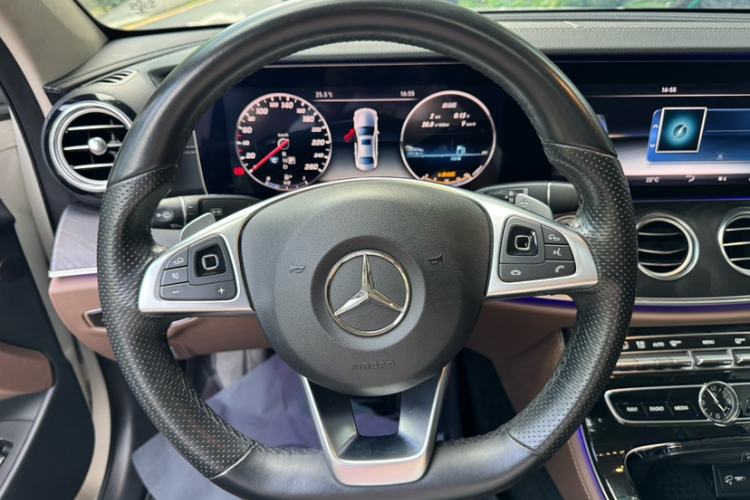 Used Mercedes-Benz E-Class 2016 E 200 L Sport Edition Interior 3
