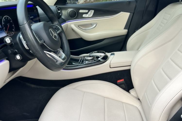 Used Mercedes-Benz E-Class 2016 E 300 L Sport Luxury Model Interior 3
