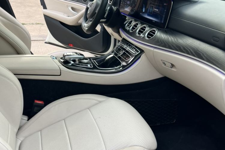 Used Mercedes-Benz E-Class 2016 E 300 L Sport Luxury Model Interior 4