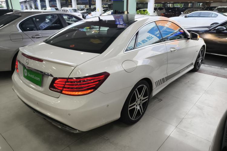 Used Mercedes-Benz E-Class 2016 E 200 Coupe Dynamic Edition Interior 6