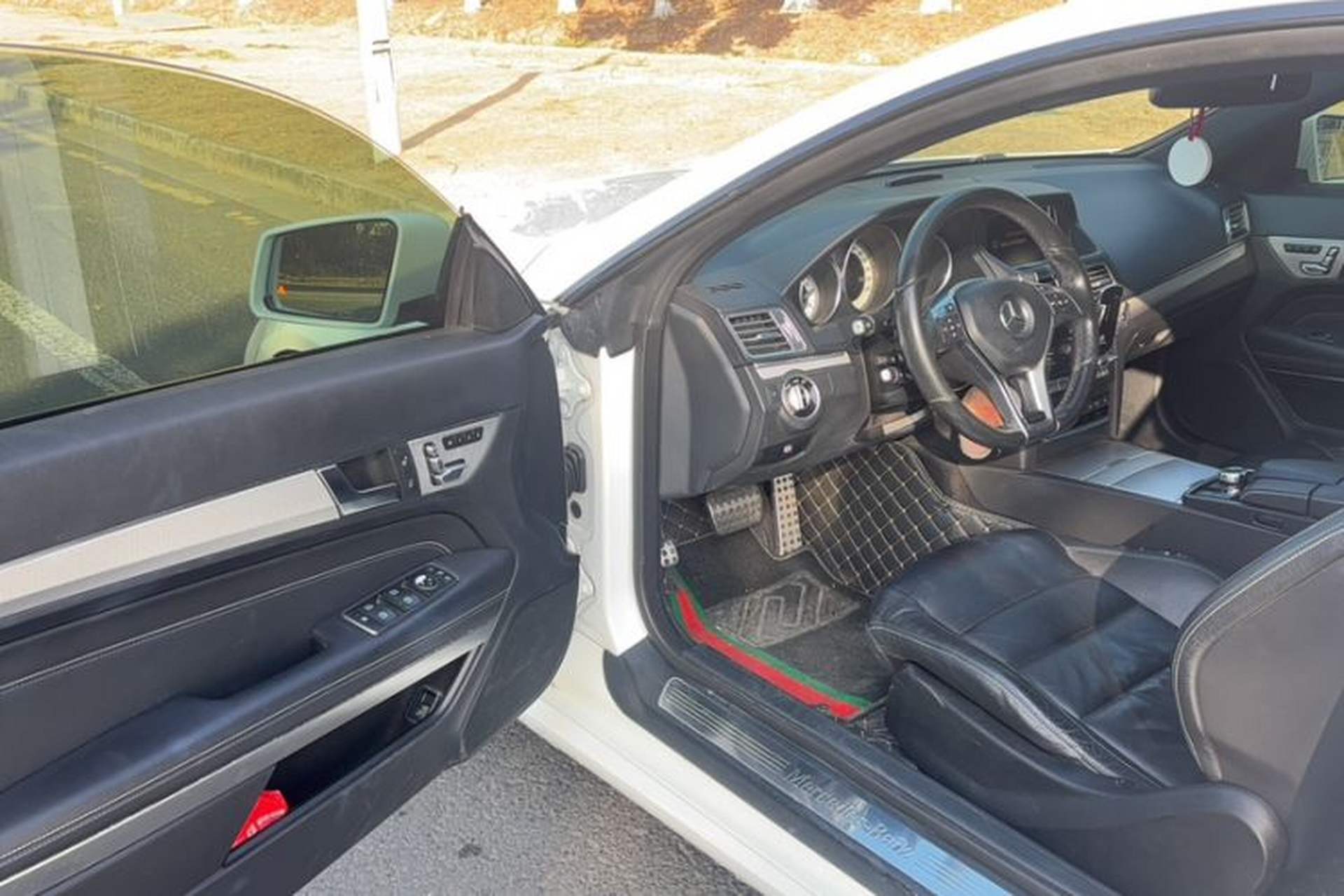 Used Mercedes-Benz E-Class 2016 E 260 Coupe Dynamic Edition Interior 7