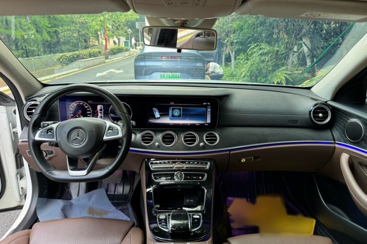 Used Mercedes-Benz E-Class 2016 E 200 L Sport Edition Interior 8