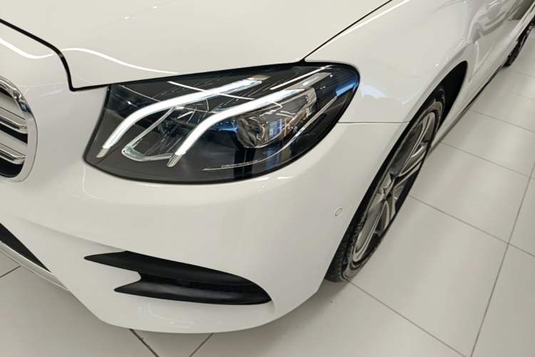 Used Mercedes-Benz E-Class 2016 E 200 L Sport Edition Left Front Headlight