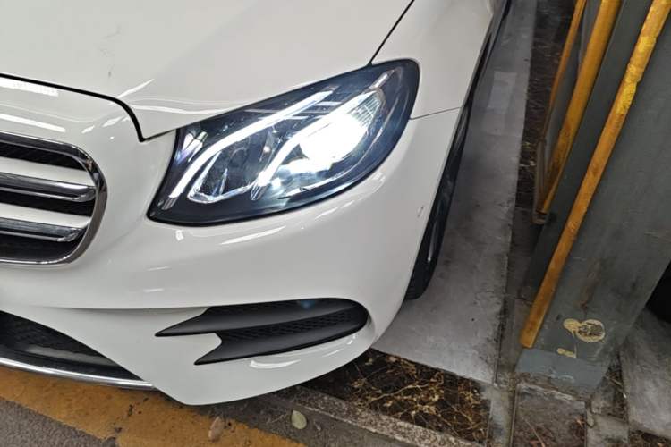 Used Mercedes-Benz E-Class 2016 E 200 L Sport Edition Left Front Headlight