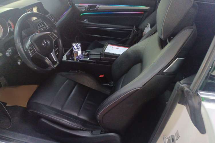 Used Mercedes-Benz E-Class 2016 E 260 Coupe Dynamic Edition Left Front Seat