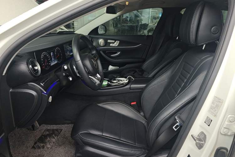 Used Mercedes-Benz E-Class 2016 E 300 L Sporty and Stylish Model Left Front Seat