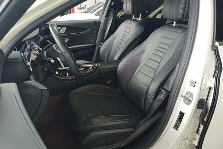 Used Mercedes-Benz E-Class 2016 E 300 L Sporty and Stylish Model Left Front Seat
