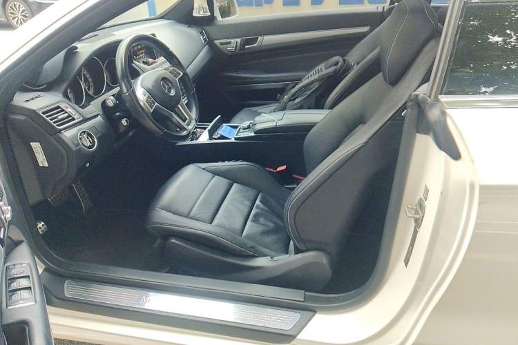 Used Mercedes-Benz E-Class 2016 E 200 Coupe Dynamic Edition Left Front Seat