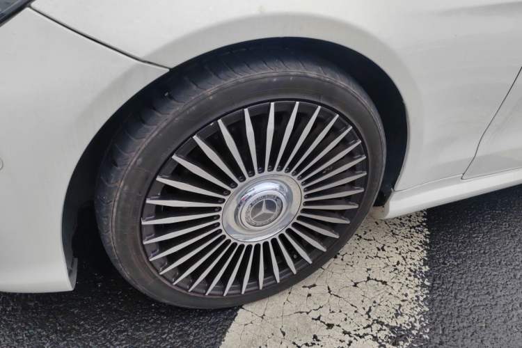 Used Mercedes-Benz E-Class 2016 E 200 Coupe Dynamic Edition Left Front Wheel Hub