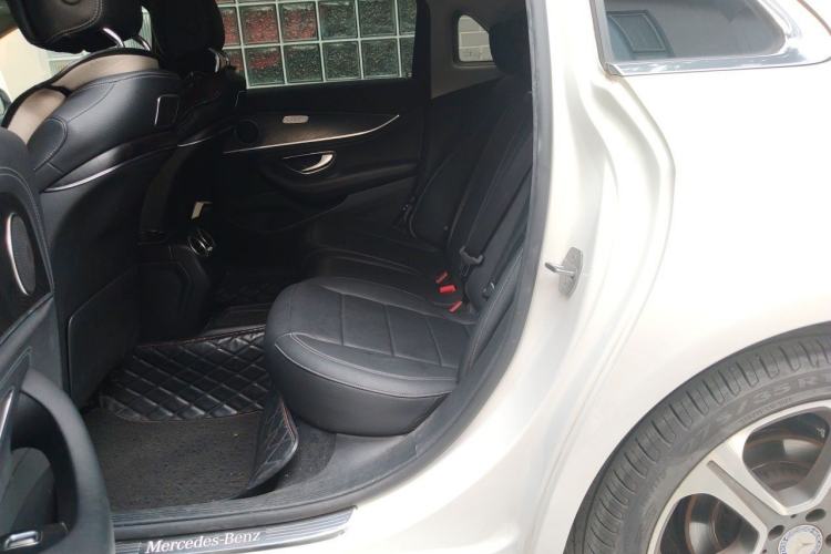 Used Mercedes-Benz E-Class 2016 E 300 L Sporty and Stylish Model Left Rear Seat