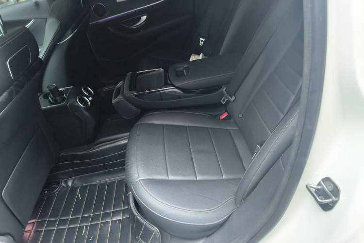 Used Mercedes-Benz E-Class 2016 E 200 L Sport Edition Left Rear Seat