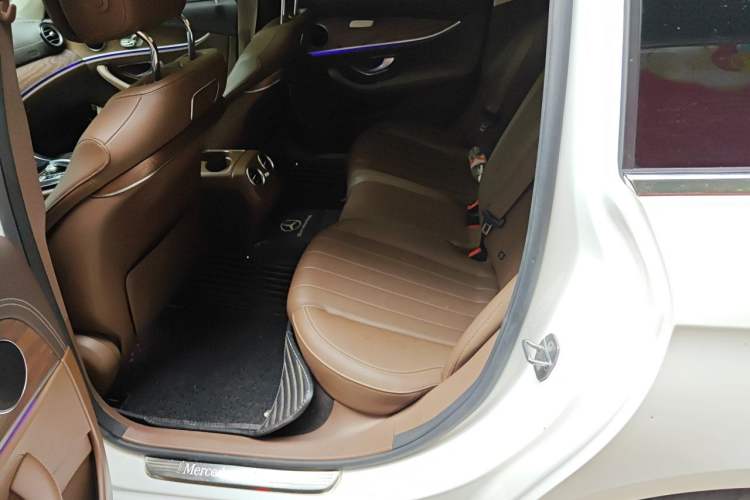 Used Mercedes-Benz E-Class 2016 E 300 L Luxury Model Left Rear Seat
