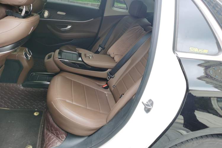 Used Mercedes-Benz E-Class 2016 E 200 L Sport Edition Left Rear Seat
