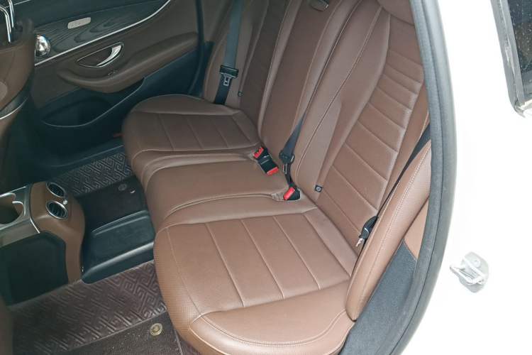 Used Mercedes-Benz E-Class 2016 E 300 L Sporty and Stylish Model Left Rear Seat