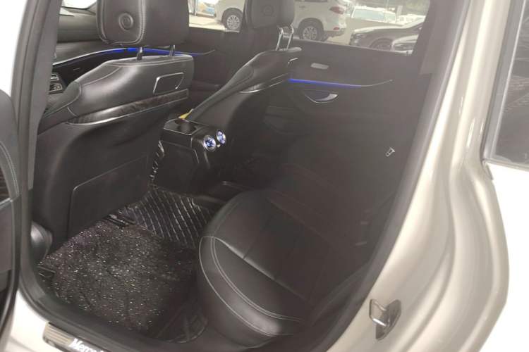 Used Mercedes-Benz E-Class 2016 E 300 L Sporty and Stylish Model Left Rear Seat