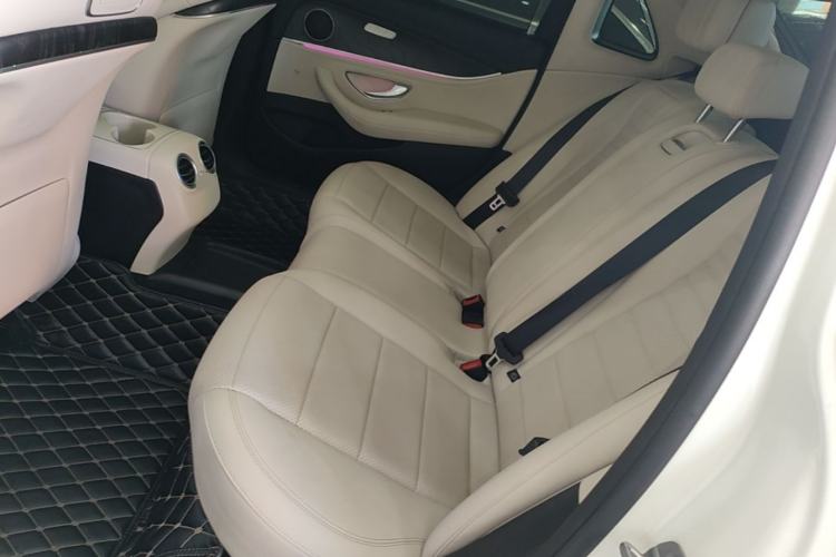Used Mercedes-Benz E-Class 2016 E 300 L Sport Luxury Model Left Rear Seat