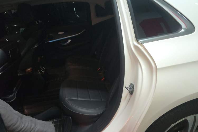 Used Mercedes-Benz E-Class 2016 E 200 L Sport Edition Left Rear Seat