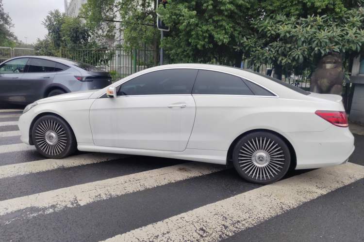 Used Mercedes-Benz E-Class 2016 E 200 Coupe Dynamic Edition Left Side
