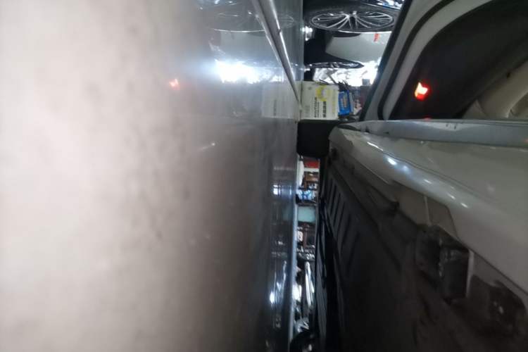 Used Mercedes-Benz E-Class 2016 E 300 L Sport Luxury Model Left Side Sill