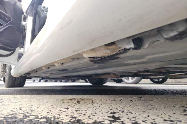 Used Mercedes-Benz E-Class 2016 E 200 Coupe Dynamic Edition Left Side Sill