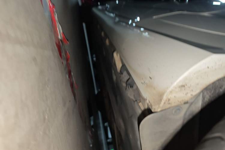 Used Mercedes-Benz E-Class 2016 E 200 Coupe Dynamic Edition Left Side Sill