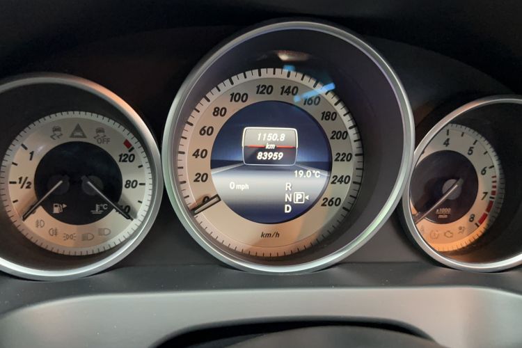 Used Mercedes-Benz E-Class 2016 E 260 Coupe Dynamic Edition Odometer Close Up