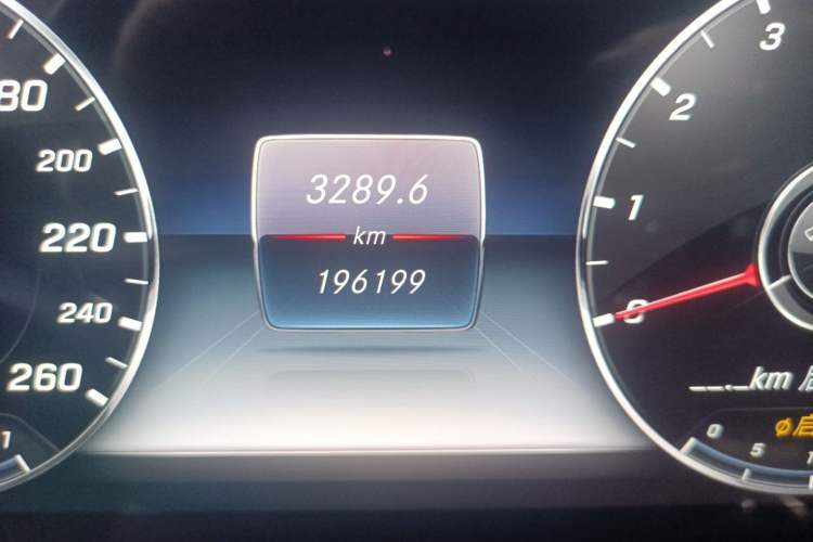Used Mercedes-Benz E-Class 2016 E 300 L Luxury Model Odometer Close Up