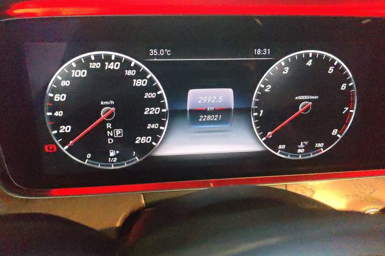 Used Mercedes-Benz E-Class 2016 E 300 L Luxury Model Odometer Close Up