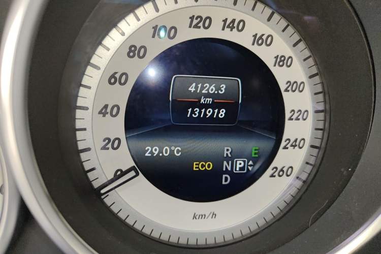 Used Mercedes-Benz E-Class 2016 E 200 Coupe Dynamic Edition Odometer Close Up