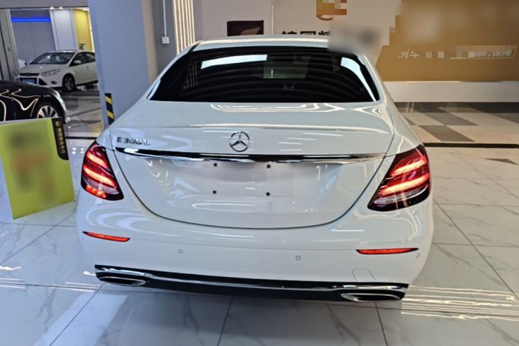 Used Mercedes-Benz E-Class 2016 E 200 L Rear