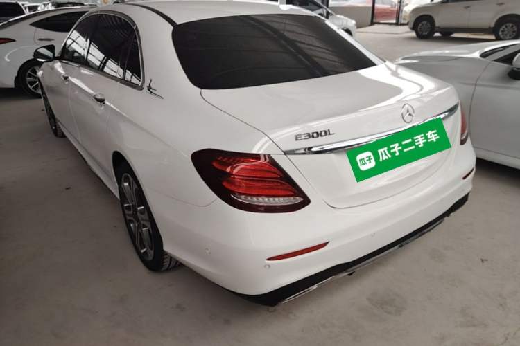 Used Mercedes-Benz E-Class 2016 E 300 L Sporty and Stylish Model Rear Left 45 Deg