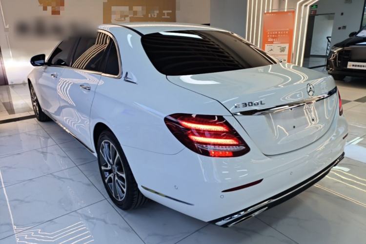 Used Mercedes-Benz E-Class 2016 E 200 L Rear Left 45 Deg