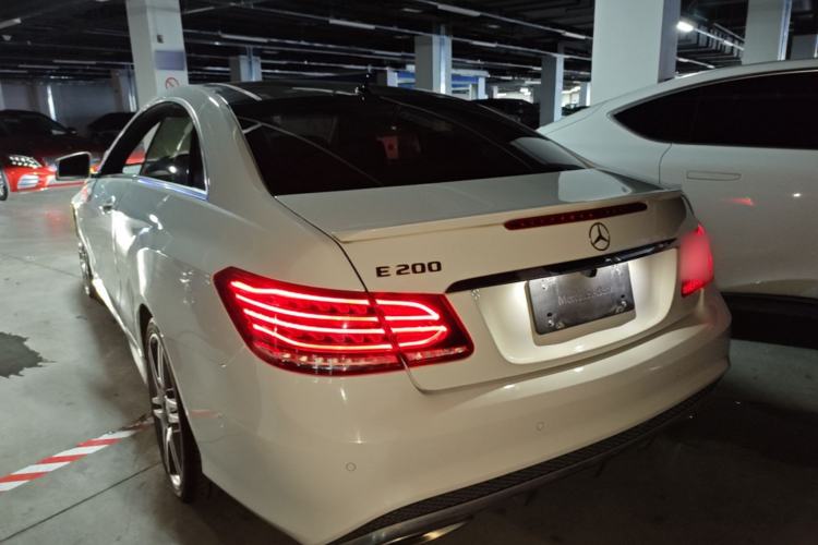 Used Mercedes-Benz E-Class 2016 E 200 Coupe Dynamic Edition Rear Left 45 Deg