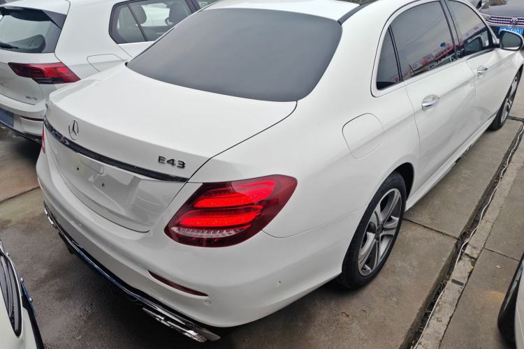 Used Mercedes-Benz E-Class 2016 E 200 L Sport Edition Rear Right 45 Deg