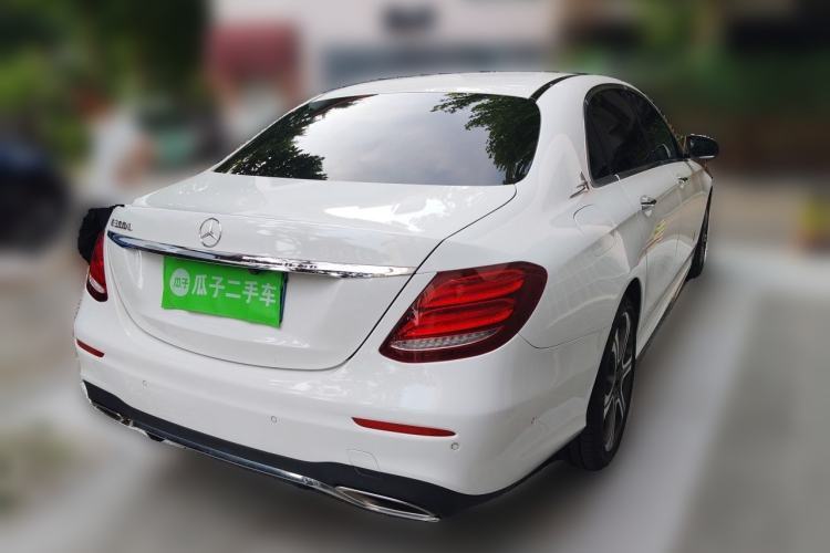 Used Mercedes-Benz E-Class 2016 E 300 L Sporty and Stylish Model Rear Right 45 Deg