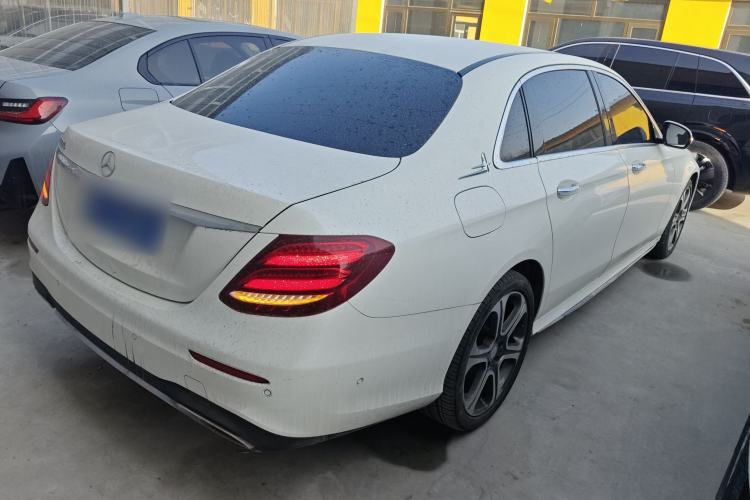 Used Mercedes-Benz E-Class 2016 E 300 L Sporty and Stylish Model Rear Right 45 Deg