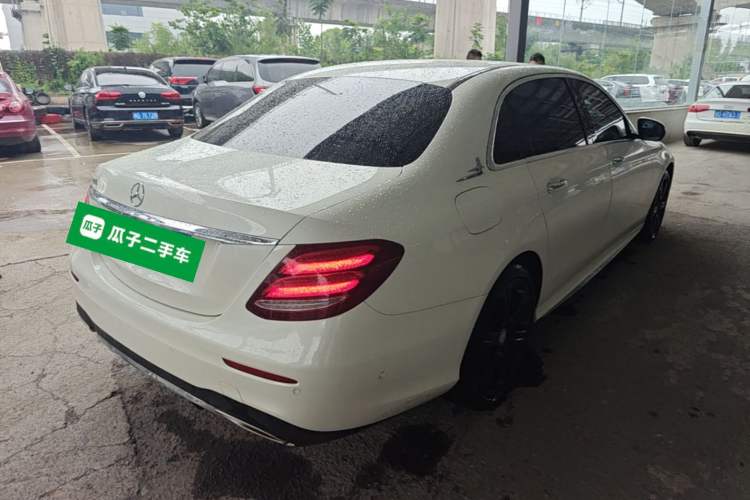 Used Mercedes-Benz E-Class 2016 E 300 L Sporty and Stylish Model Rear Right 45 Deg