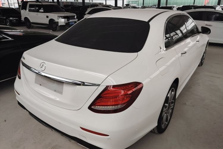 Used Mercedes-Benz E-Class 2016 E 300 L Sporty and Stylish Model Rear Right 45 Deg