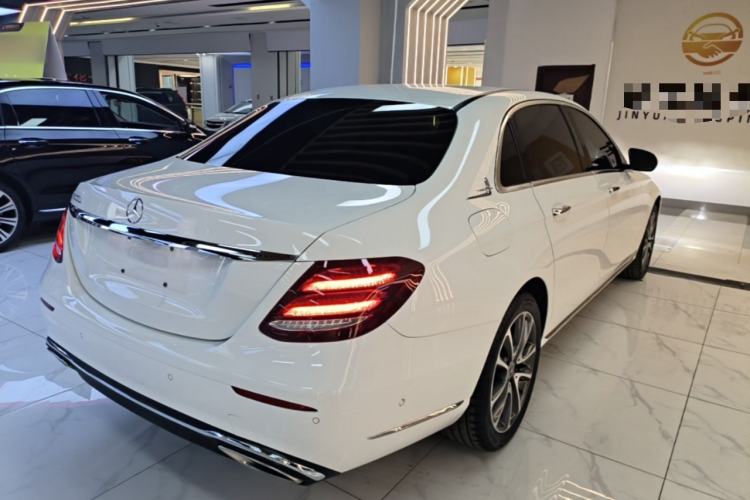Used Mercedes-Benz E-Class 2016 E 200 L Rear Right 45 Deg