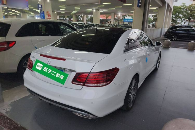Used Mercedes-Benz E-Class 2016 E 260 Coupe Dynamic Edition Rear Right 45 Deg