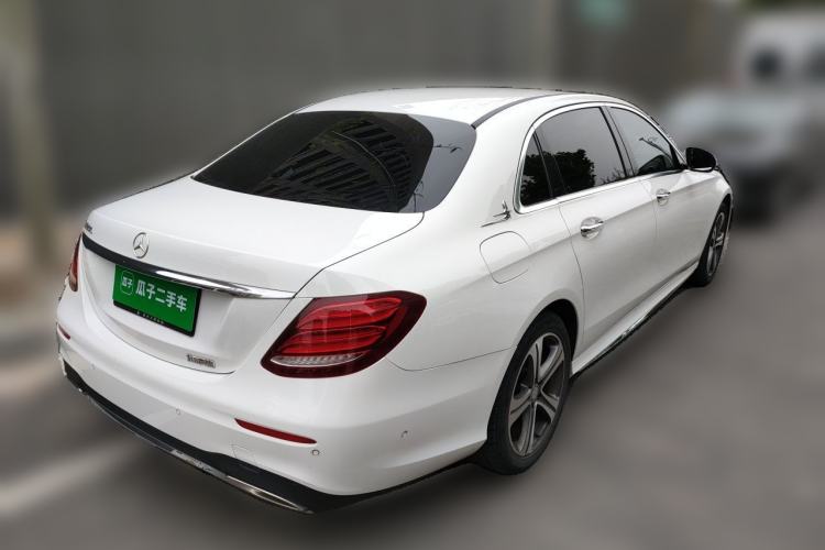 Used Mercedes-Benz E-Class 2016 E 200 L Sport Edition Rear Right 45 Deg
